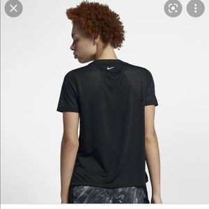 Nike Dri-FIT Miller women’s running top